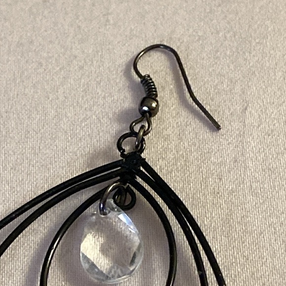 NWOT - Bohemian Black Chandelier Pearl & Crystal French Hook Pierced Earrings - Picture 3 of 8